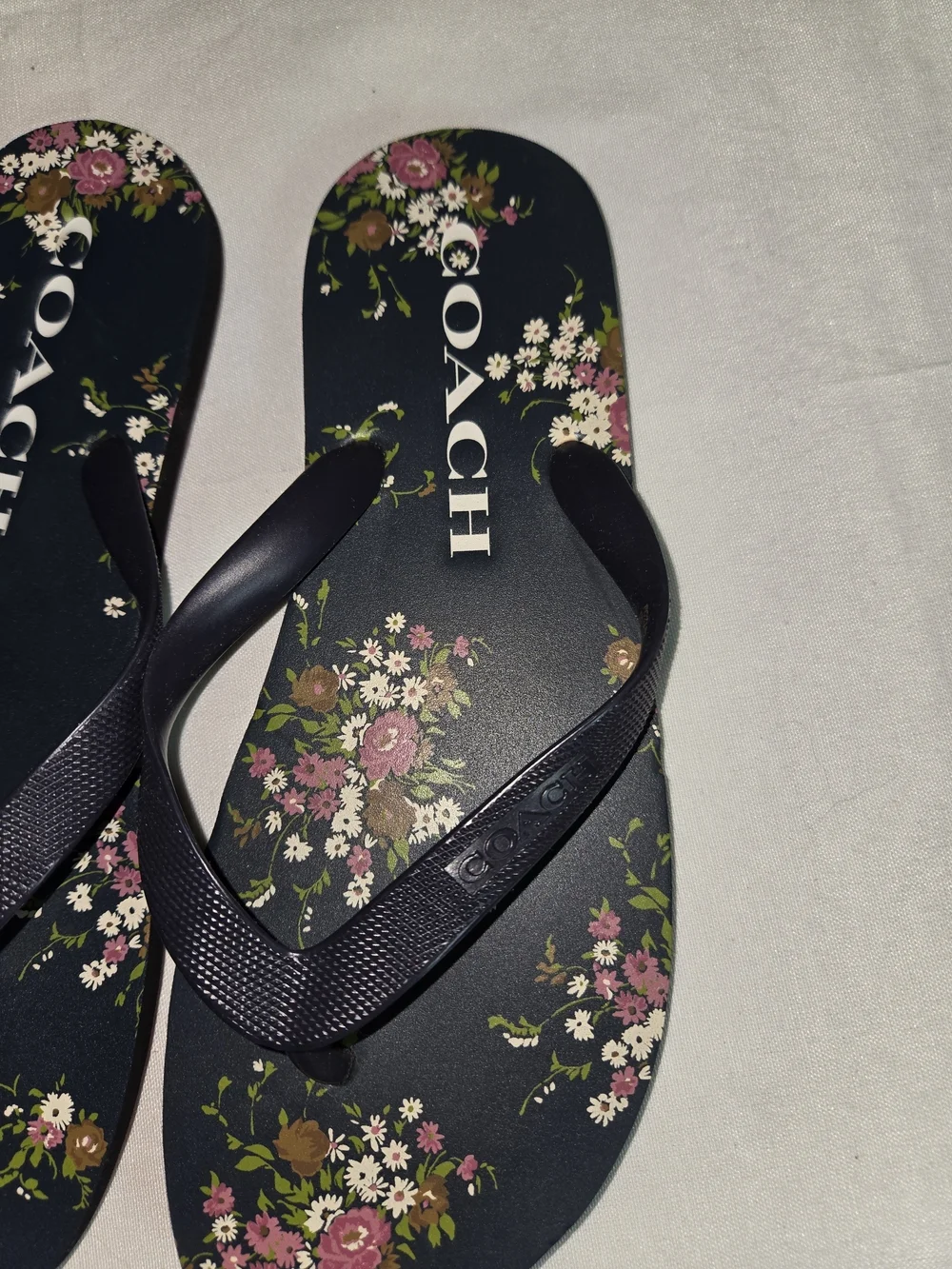 Coach stylish textured floral